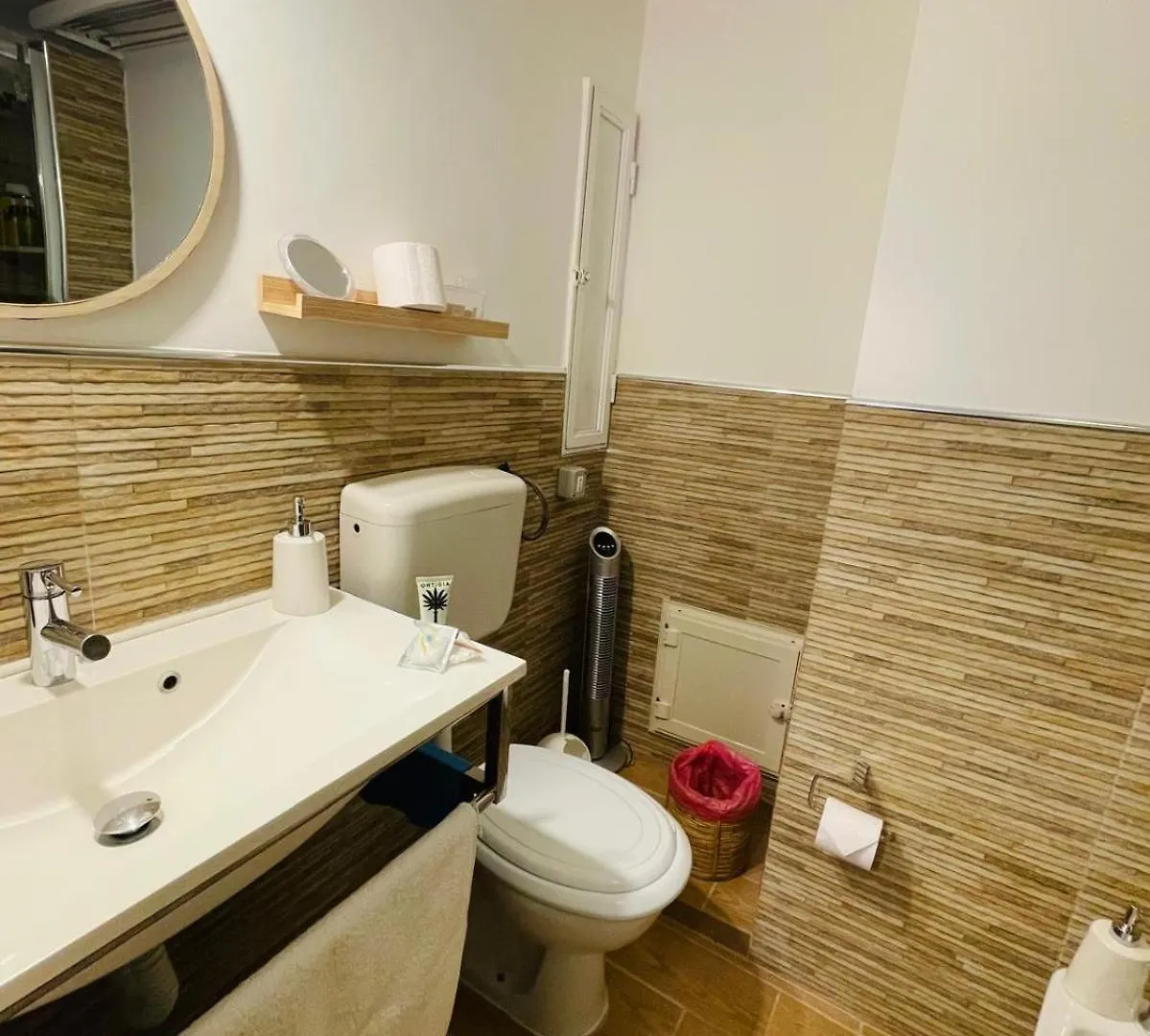 Duba House Holiday Home Palermo